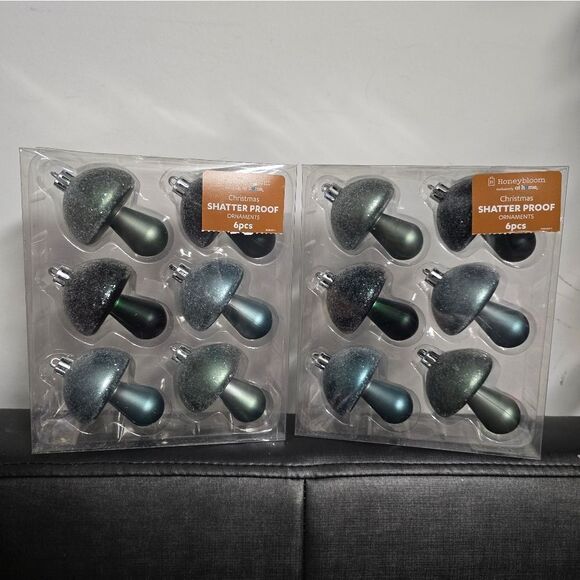 New Mushroom Shatterproof Christmas Ornament Bundle - Picture 1 of 6